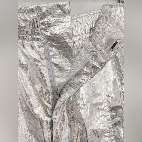 ZARA WOMAN MID RISE METALLIC PARACHUTE TROUSERS PANT SILVER 8338/405/070/015 - Picture 10 of 10